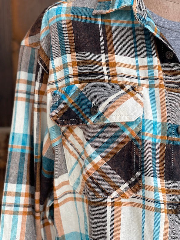 SERENITY AT THE SEASIDE Art Flannel- Driftwood Plaid