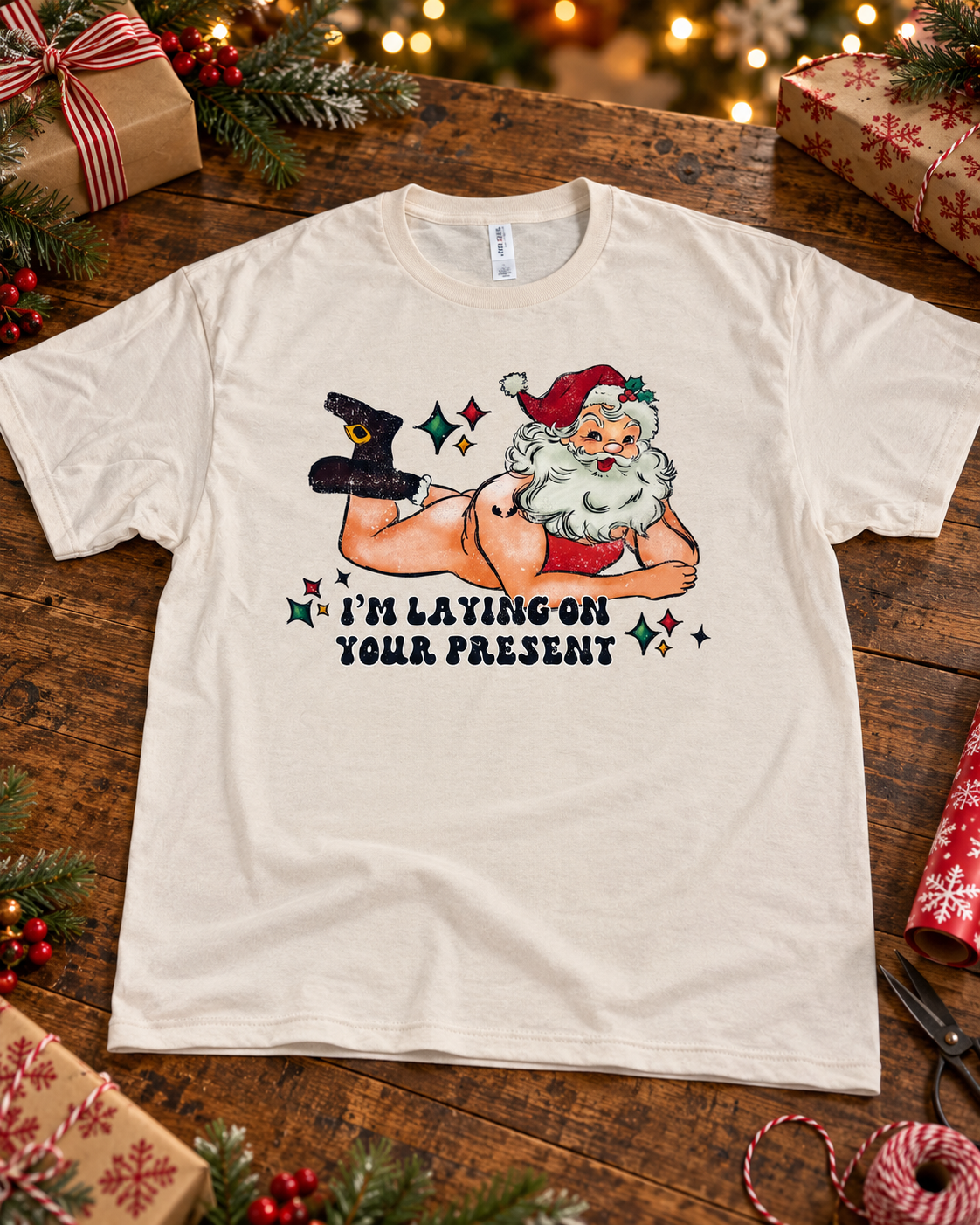 SANTA'S PRESENT Tee