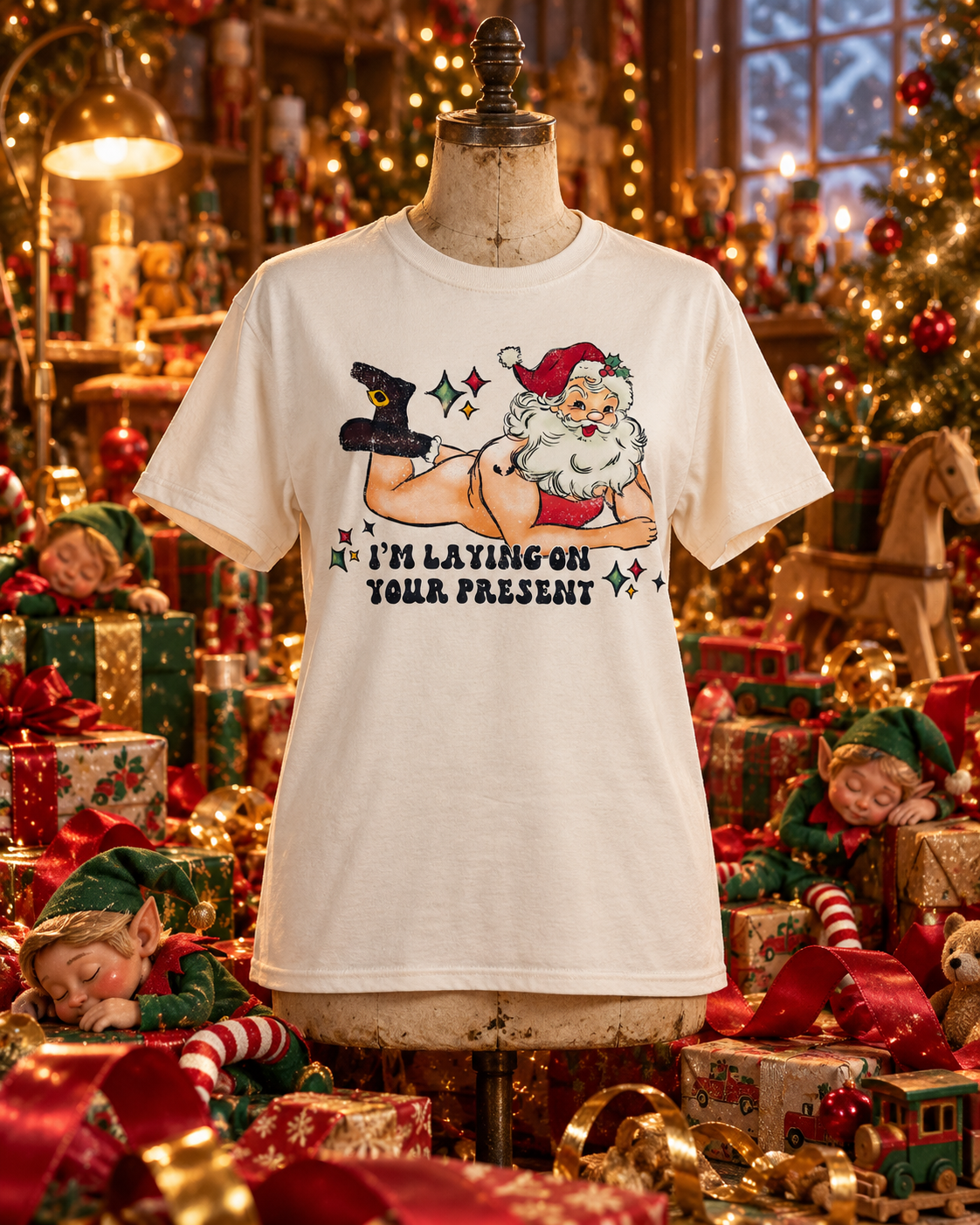 SANTA'S PRESENT Tee
