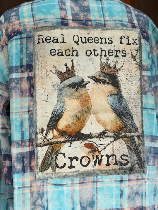 Real Queens Fix Each Others Crowns Art Flannel