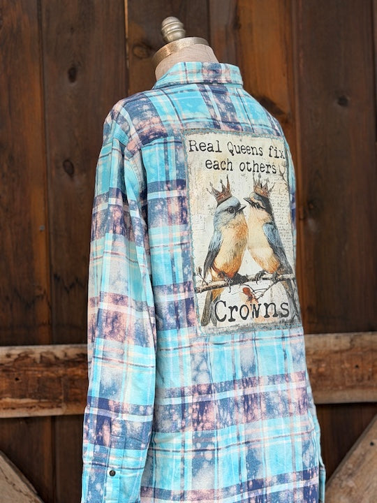 Real Queens Fix Each Others Crowns Art Flannel