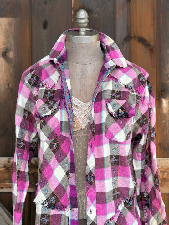 AMV Signature Flannel- NO BARN CAN HOLD MY SASS