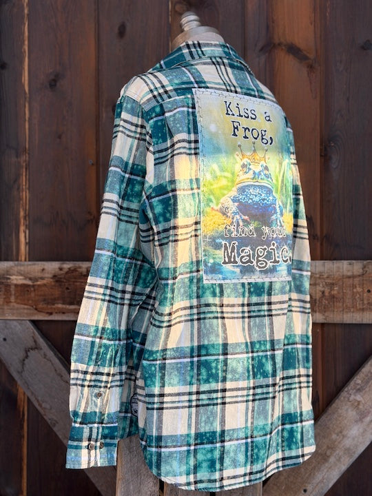 Kiss A Frog Art Flannel