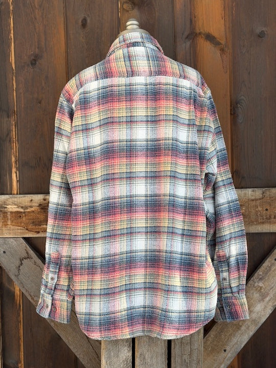 HEAVYWEIGHT Blank Flannel- MAGNOLIA