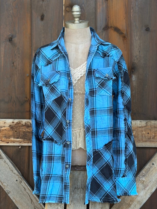 LAKE LIFE Signature Flannel Angry Minnow