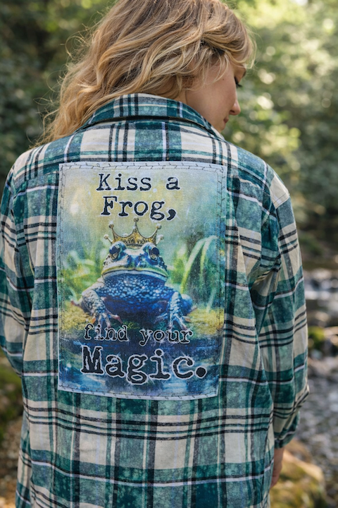 Kiss A Frog Art Flannel