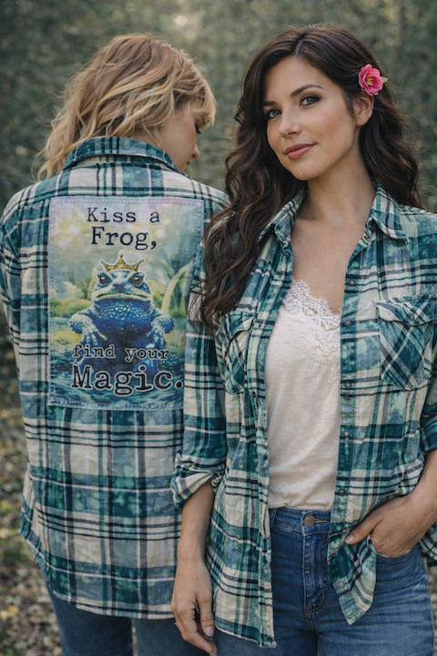 Kiss A Frog Art Flannel